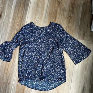 UNDER 10: floral shirt